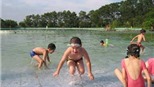 Nắng nóng gay gắt tiếp diễn ở các tỉnh Bắc Bộ 